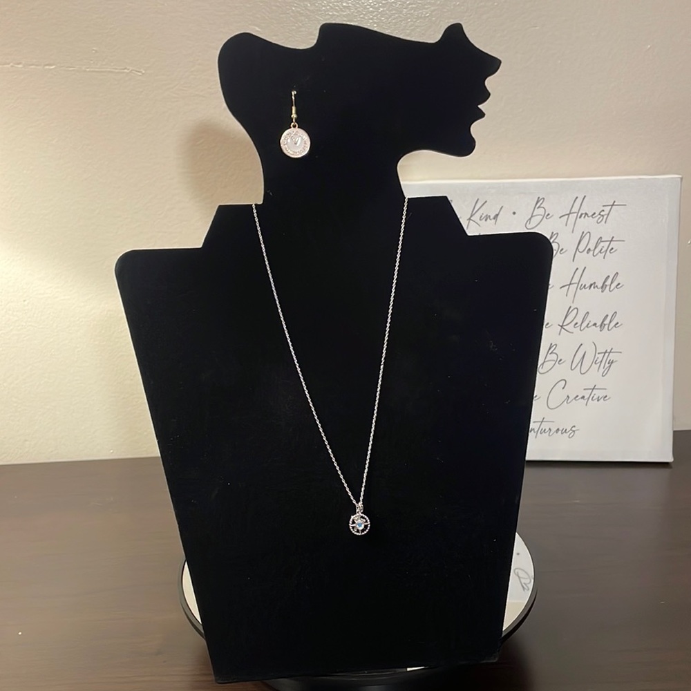 Jewelry Display Stand !